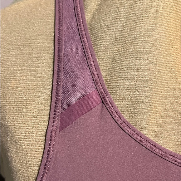 Nike Women's Plum Tank Top - Picture 4 of 10